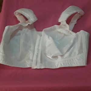 PLAYTEX  SIZE 36D WHITE  OPEN IN FRONT